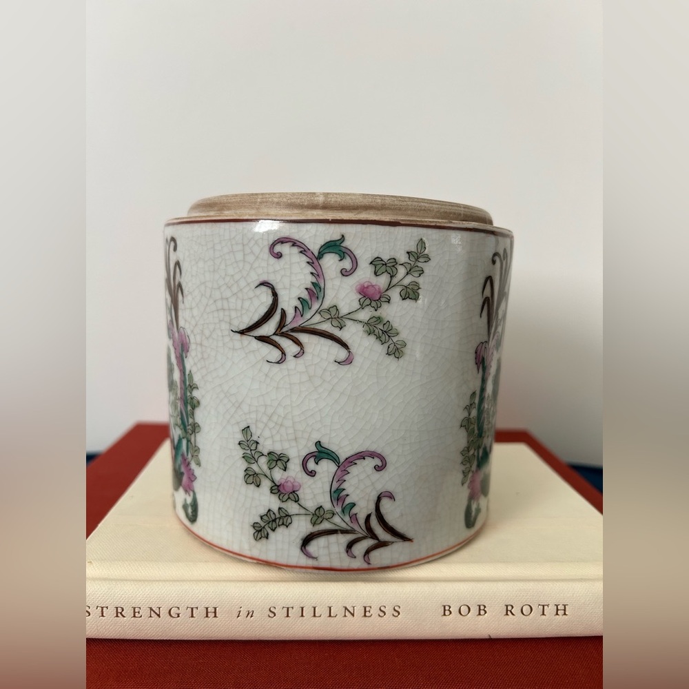 Vintage Porcelain Lidded Jar | Hand Painted Floral & Bird Chinoiserie Design - Picture 5 of 6